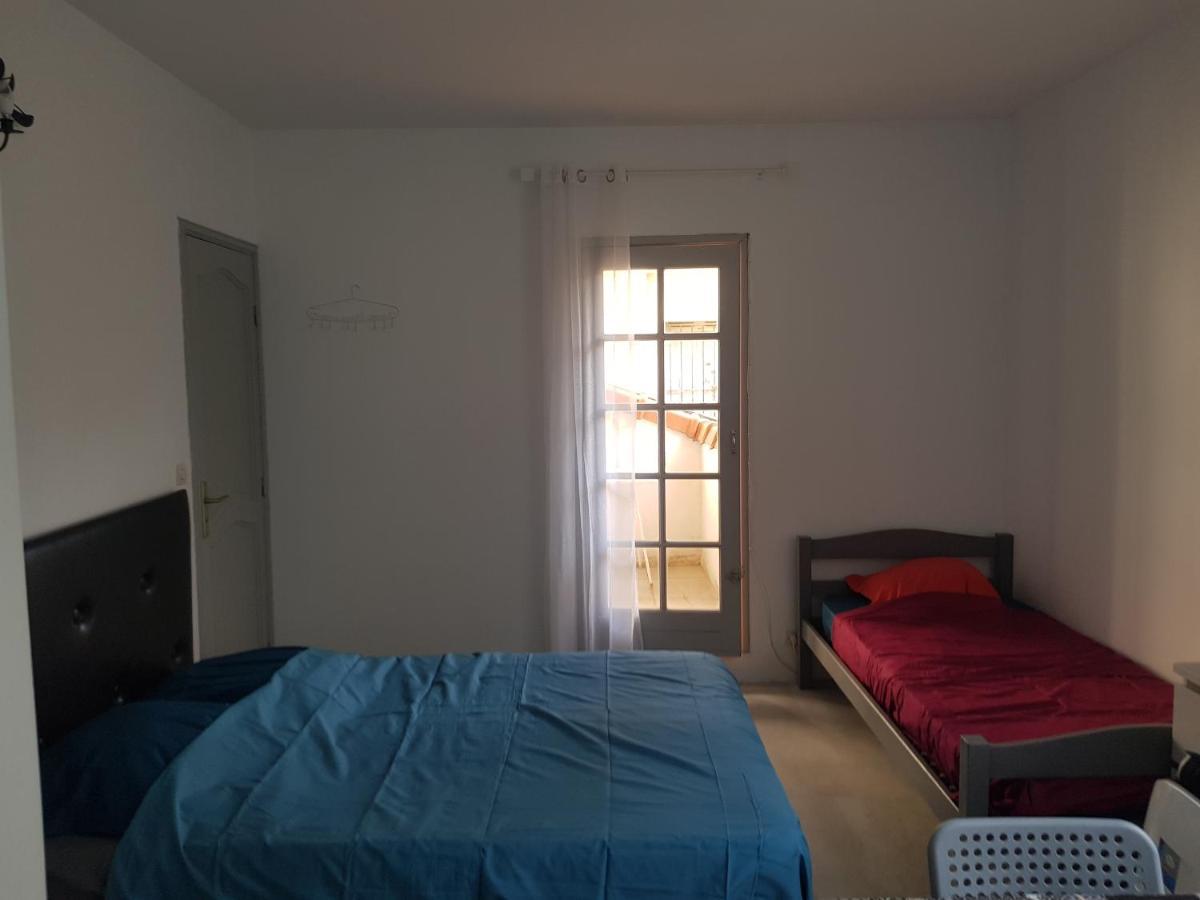 Studio Pour 3 Personnes Au Calme Dans Villa Nizza Kültér fotó
