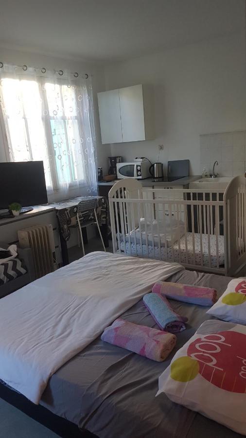 Studio Pour 3 Personnes Au Calme Dans Villa Nizza Kültér fotó